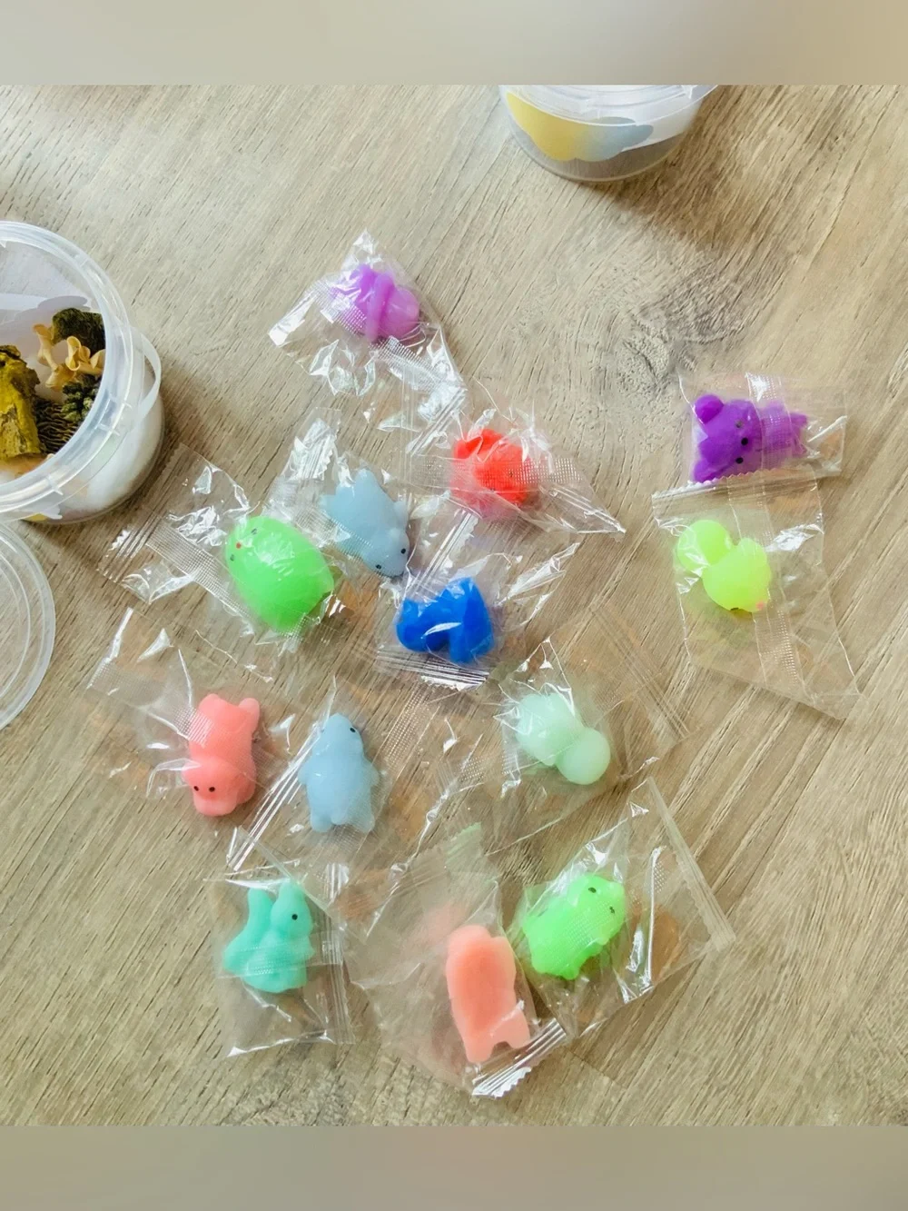 NEW📚 Hand Crafted Squish-A-Tarium (one random color/scene/4 squishies) OS